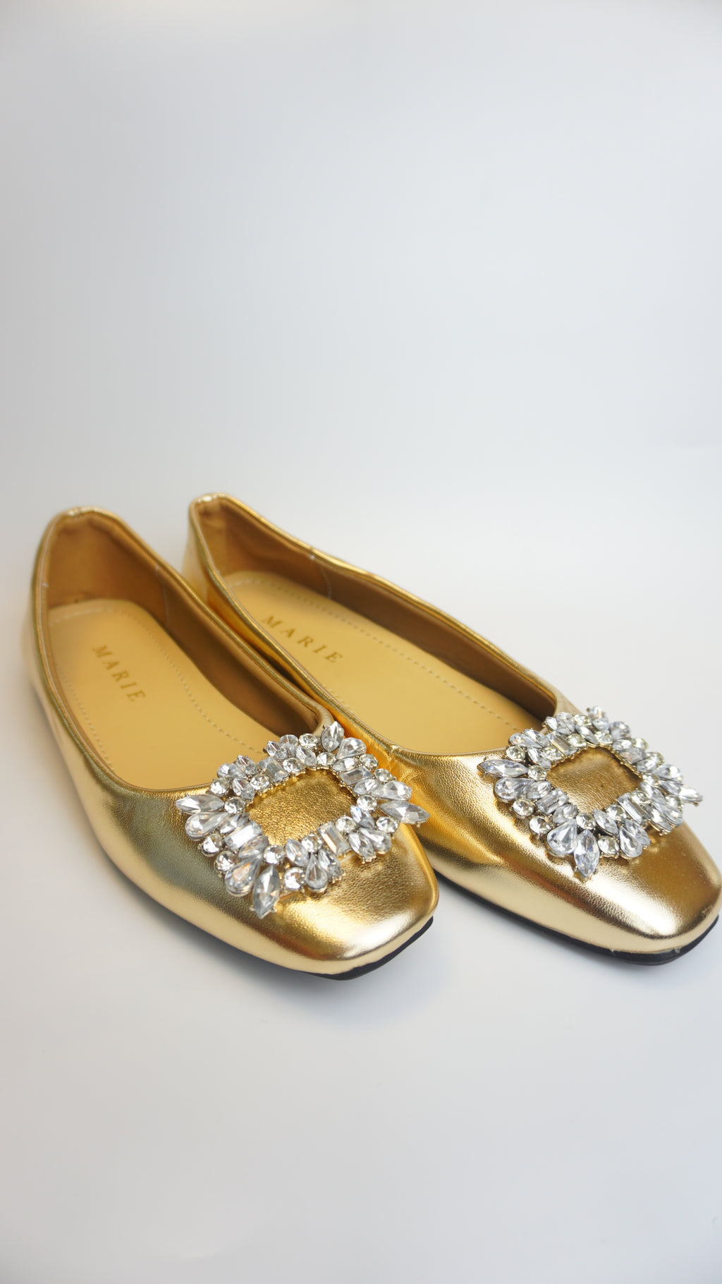 Cris flats